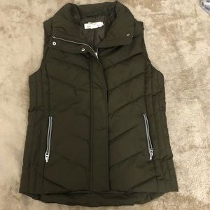H&M Olive Green Vest Size 6